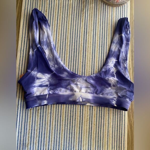 Dippin’ Daisy’s Swimsuit Womens Size Small Tie Dye  Blue 2 Pieces NWT - Picture 6 of 13